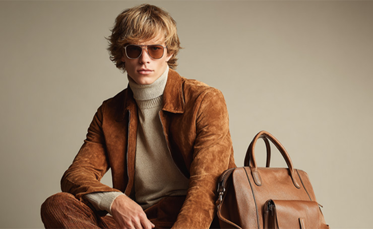 Retro-Casual Blend: 70s Wear for Guys with Smart Sneakers & Gadgets